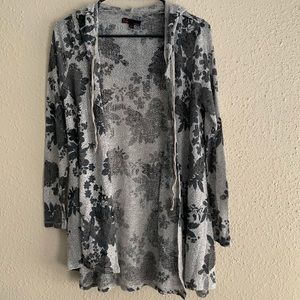 (5/25) Long Gray Floral Hooded Lightweight Sweater